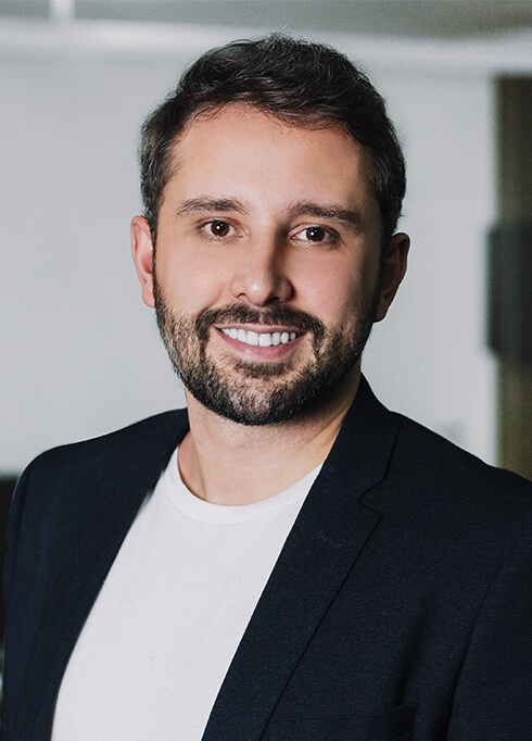 Eduardo Canova